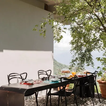 Larium - Oda ve Kahvaltı Pigra